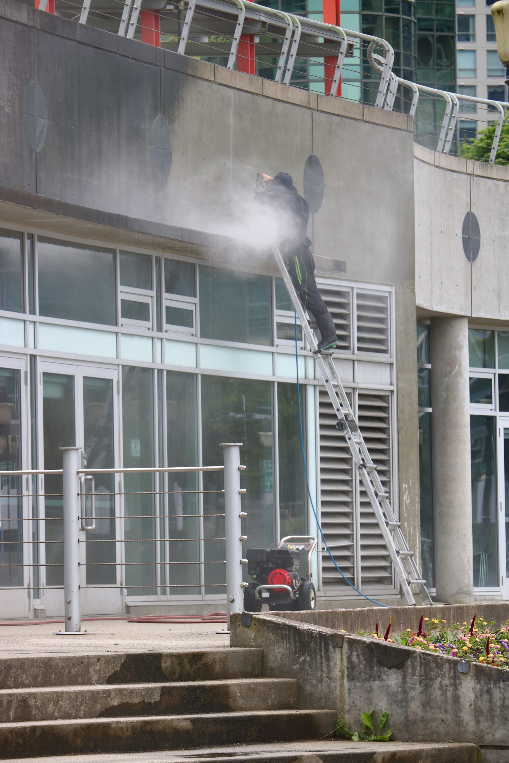 Commercial Pressure Washing